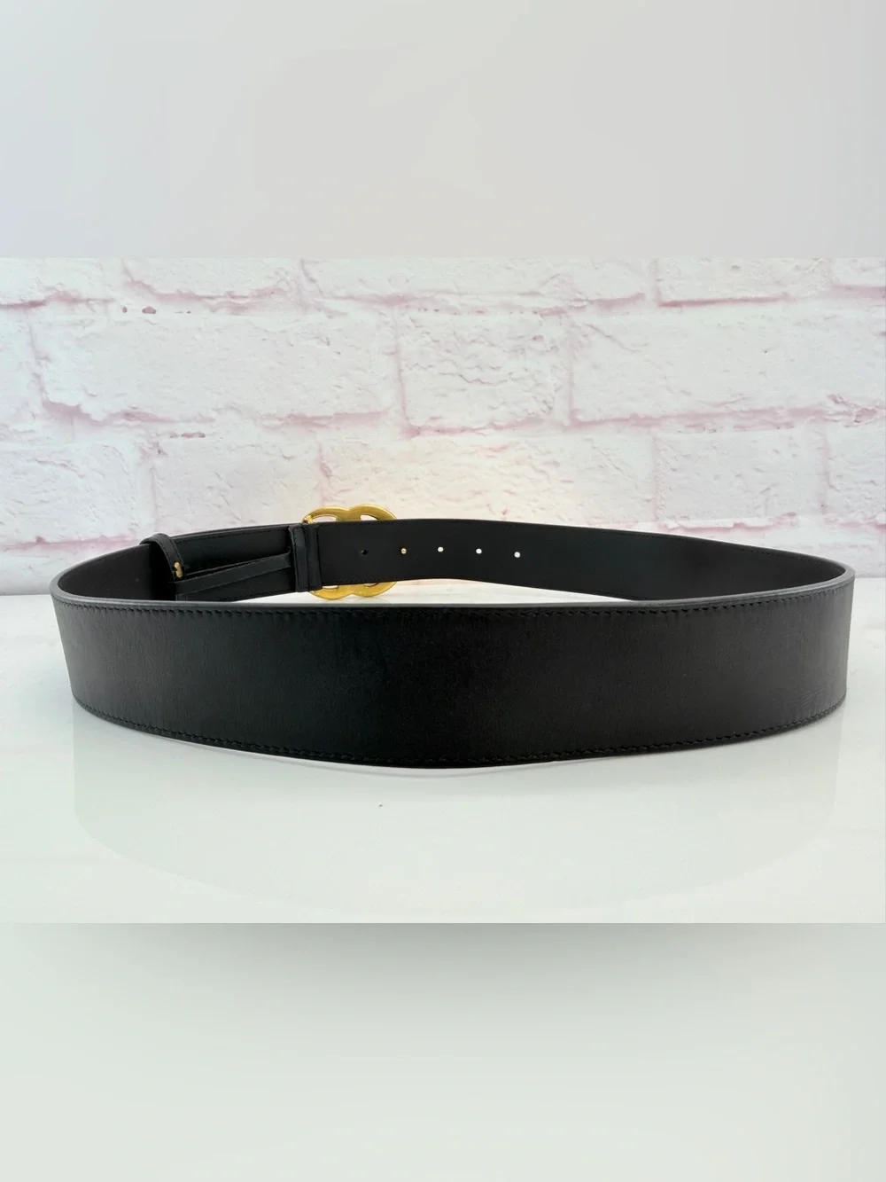 Gucci Black Leather Belt with Gold Double G Buckle